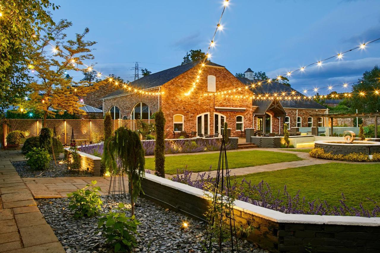 Lion Quays Resort Chirk Exterior foto